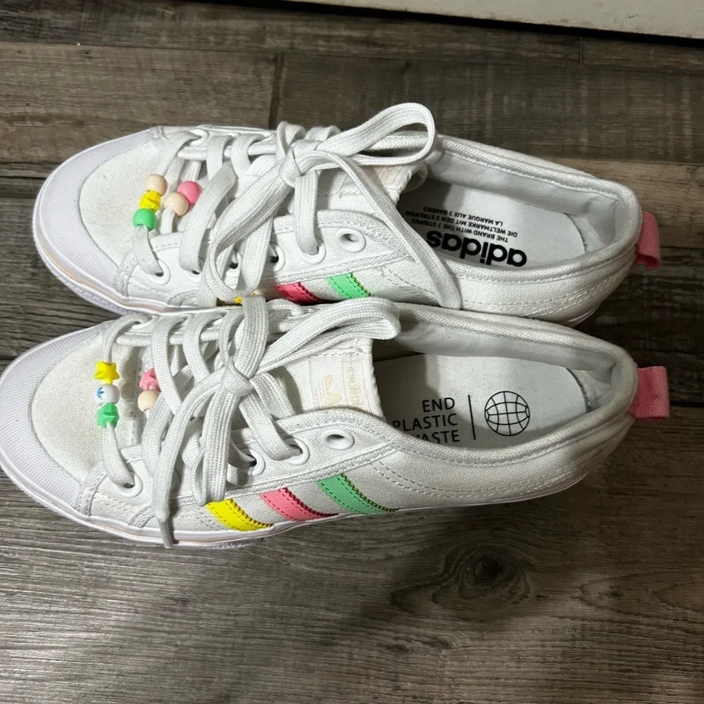 Adidas Nizza Platform pastel & White beaded Sneakers